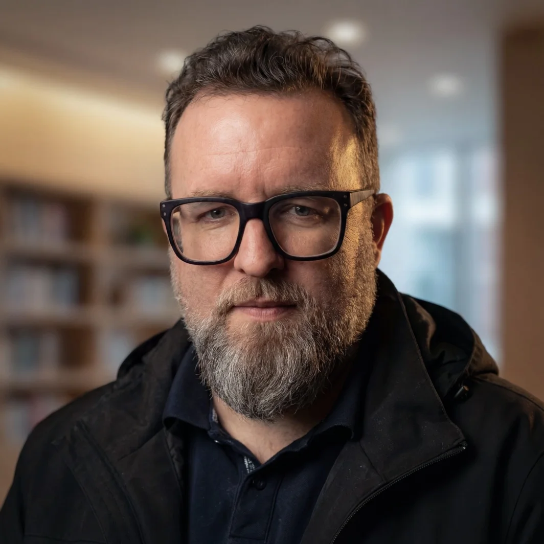 Thomas Fenkart — THE DIRECTOR, Co-Founder of MergeMate.ai